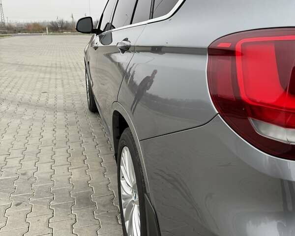 Серый БМВ Х5, объемом двигателя 2.98 л и пробегом 144 тыс. км за 23500 $, фото 3 на Automoto.ua