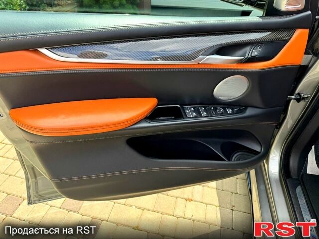 Серый БМВ Х5, объемом двигателя 4.4 л и пробегом 137 тыс. км за 51500 $, фото 4 на Automoto.ua