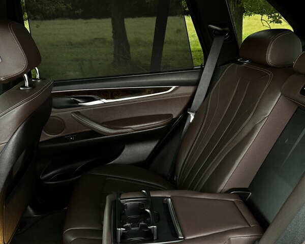 Серый БМВ Х5, объемом двигателя 2.99 л и пробегом 196 тыс. км за 37000 $, фото 35 на Automoto.ua