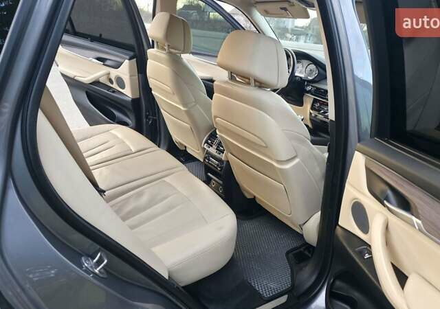 Серый БМВ Х5, объемом двигателя 2.98 л и пробегом 148 тыс. км за 26000 $, фото 30 на Automoto.ua