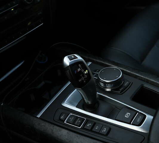 Серый БМВ Х5, объемом двигателя 2.99 л и пробегом 247 тыс. км за 23500 $, фото 15 на Automoto.ua