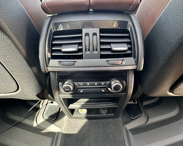 Серый БМВ Х5, объемом двигателя 2 л и пробегом 98 тыс. км за 24500 $, фото 13 на Automoto.ua