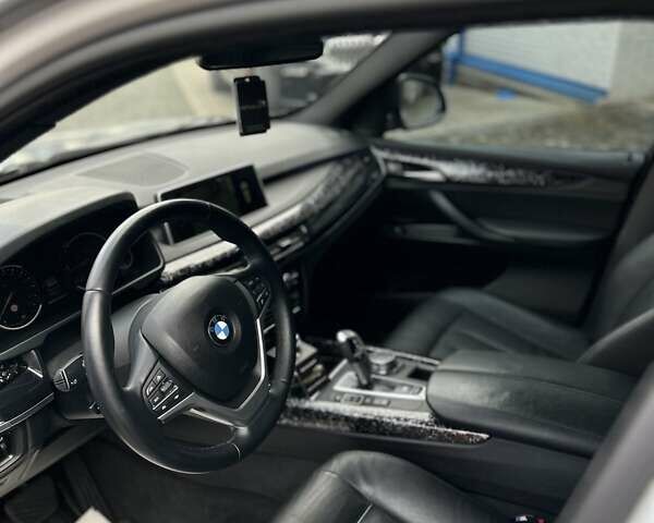 Сірий БМВ Х5, об'ємом двигуна 2.99 л та пробігом 278 тис. км за 30800 $, фото 48 на Automoto.ua