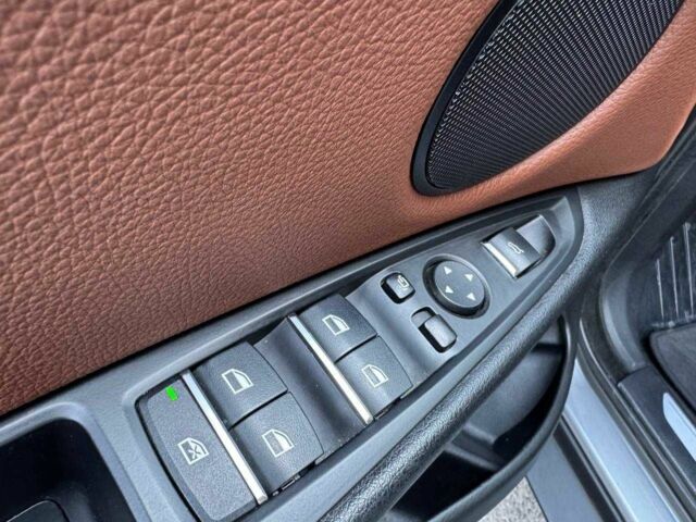 Серый БМВ Х5, объемом двигателя 2 л и пробегом 160 тыс. км за 24900 $, фото 16 на Automoto.ua