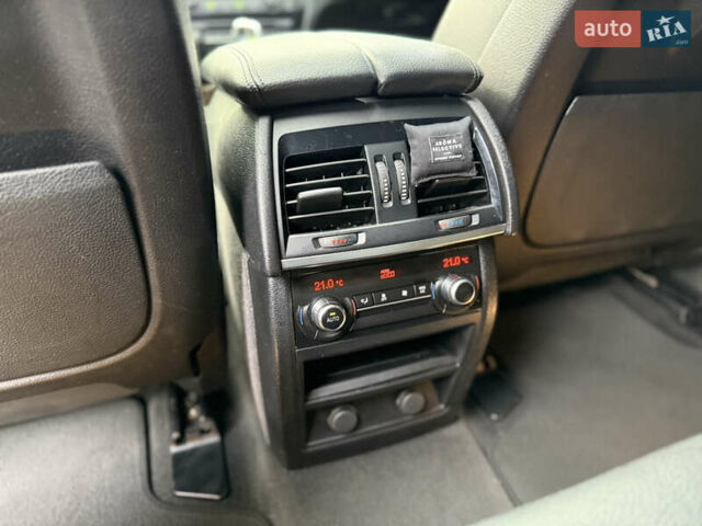 Сірий БМВ Х5, об'ємом двигуна 2.98 л та пробігом 159 тис. км за 22300 $, фото 40 на Automoto.ua