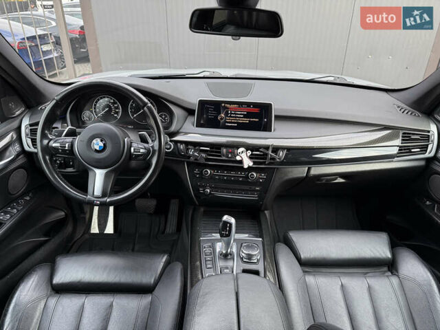 Сірий БМВ Х5, об'ємом двигуна 2 л та пробігом 218 тис. км за 25000 $, фото 5 на Automoto.ua