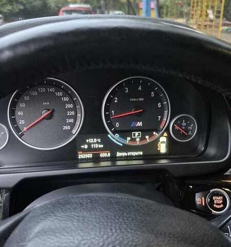 Серый БМВ Х5, объемом двигателя 3 л и пробегом 252 тыс. км за 21900 $, фото 6 на Automoto.ua