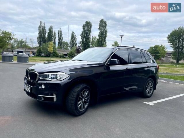 Серый БМВ Х5, объемом двигателя 2 л и пробегом 160 тыс. км за 22800 $, фото 1 на Automoto.ua