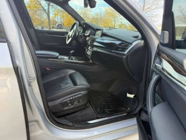 Серый БМВ Х5, объемом двигателя 3 л и пробегом 80 тыс. км за 13000 $, фото 7 на Automoto.ua