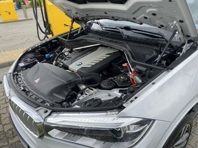 Серый БМВ Х5, объемом двигателя 3 л и пробегом 278 тыс. км за 34715 $, фото 10 на Automoto.ua