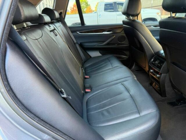 Сірий БМВ Х5, об'ємом двигуна 3 л та пробігом 75 тис. км за 19700 $, фото 13 на Automoto.ua