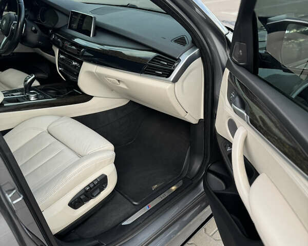 БМВ Х5 2015 в Чернигове на Automoto.ua Серый БМВ Х5, объемом двигателя 3 л и пробегом 206 тыс. км за 32000 $, фото 29 на Automoto.ua