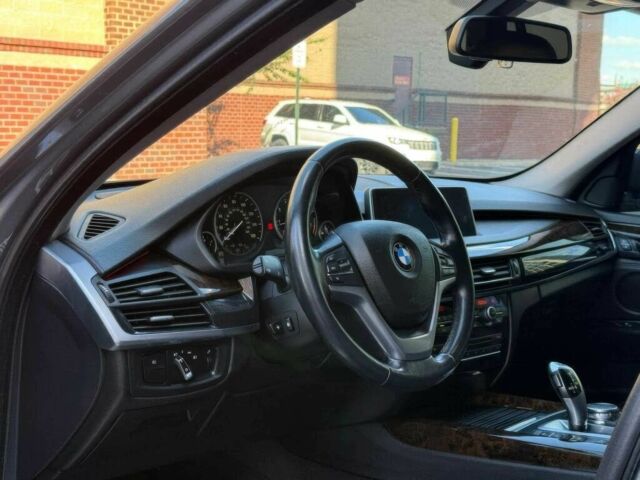 Сірий БМВ Х5, об'ємом двигуна 3 л та пробігом 75 тис. км за 19700 $, фото 8 на Automoto.ua