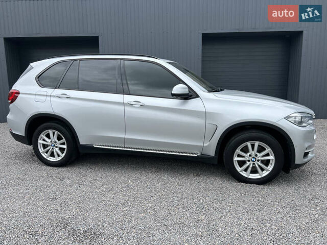 Серый БМВ Х5, объемом двигателя 2.99 л и пробегом 209 тыс. км за 31800 $, фото 4 на Automoto.ua