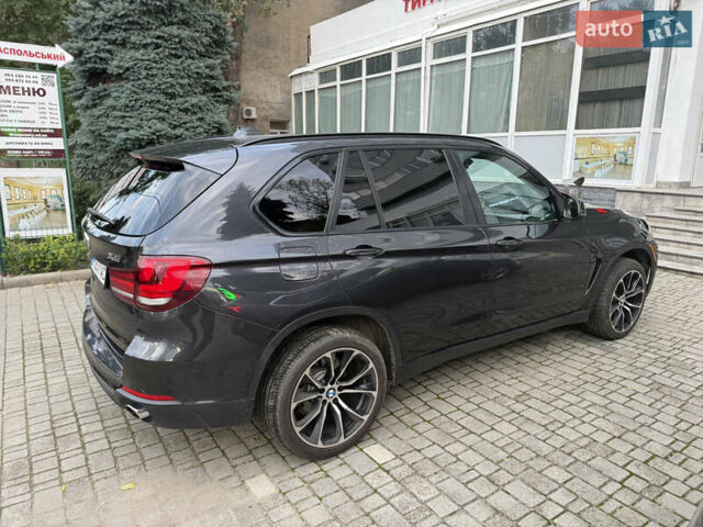 Серый БМВ Х5, объемом двигателя 3 л и пробегом 138 тыс. км за 23000 $, фото 3 на Automoto.ua