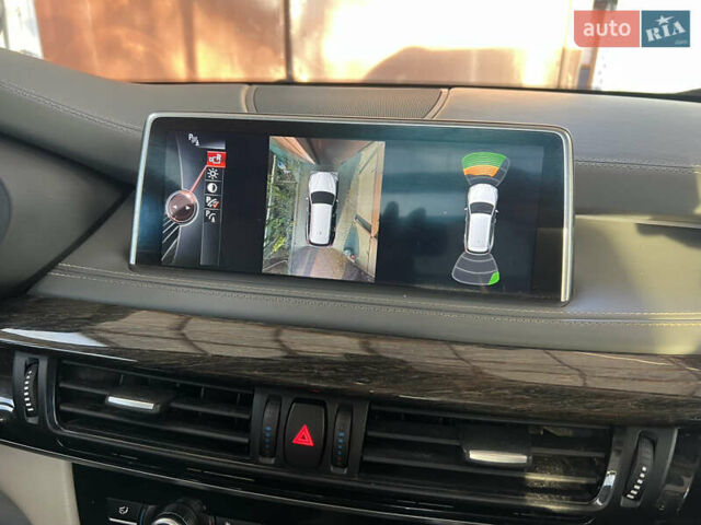 Серый БМВ Х5, объемом двигателя 2 л и пробегом 85 тыс. км за 29500 $, фото 36 на Automoto.ua