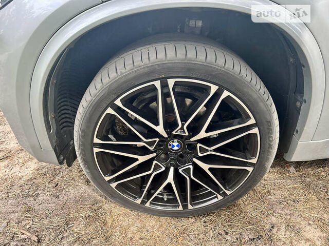 Серый БМВ Х5, объемом двигателя 3 л и пробегом 93 тыс. км за 34000 $, фото 3 на Automoto.ua