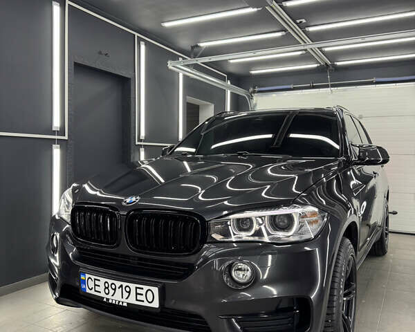 Серый БМВ Х5, объемом двигателя 2 л и пробегом 260 тыс. км за 23999 $, фото 32 на Automoto.ua