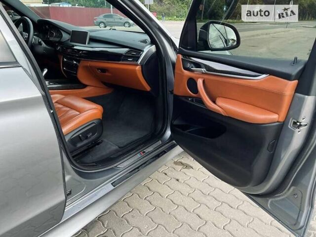 Сірий БМВ Х5, об'ємом двигуна 2 л та пробігом 218 тис. км за 20999 $, фото 10 на Automoto.ua