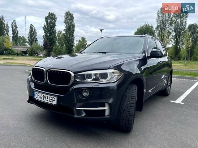 Серый БМВ Х5, объемом двигателя 2 л и пробегом 160 тыс. км за 22800 $, фото 5 на Automoto.ua