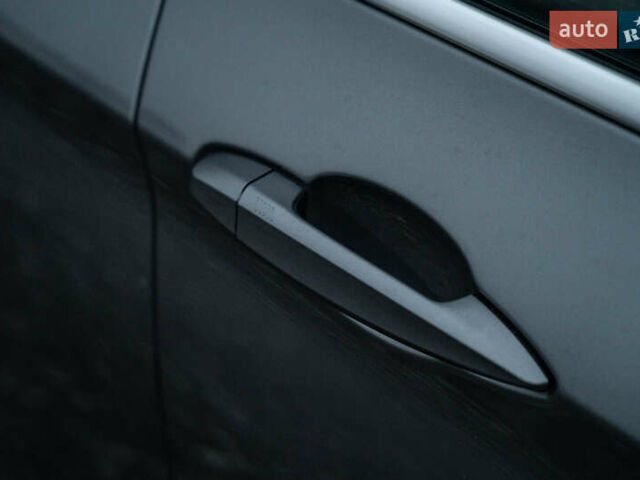 Сірий БМВ Х5, об'ємом двигуна 2.98 л та пробігом 208 тис. км за 21900 $, фото 17 на Automoto.ua