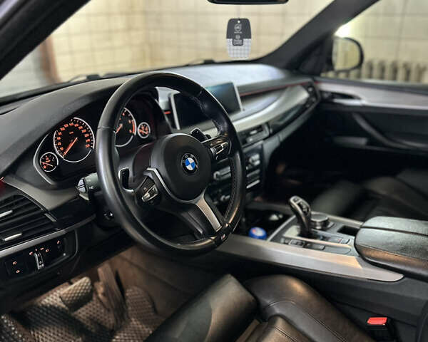 Сірий БМВ Х5, об'ємом двигуна 2.99 л та пробігом 140 тис. км за 38999 $, фото 8 на Automoto.ua