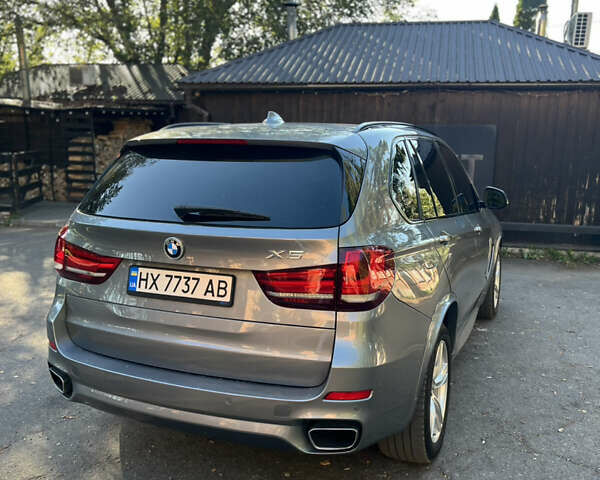 Сірий БМВ Х5, об'ємом двигуна 2.99 л та пробігом 314 тис. км за 28000 $, фото 16 на Automoto.ua