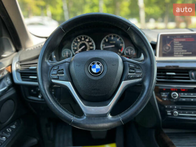 Сірий БМВ Х5, об'ємом двигуна 2.99 л та пробігом 140 тис. км за 26690 $, фото 16 на Automoto.ua
