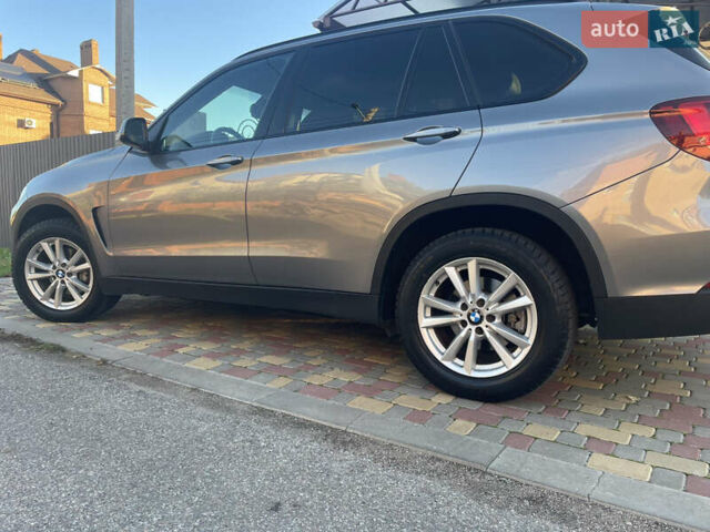 Серый БМВ Х5, объемом двигателя 2 л и пробегом 232 тыс. км за 24000 $, фото 19 на Automoto.ua