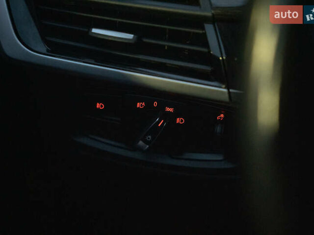 Сірий БМВ Х5, об'ємом двигуна 2.98 л та пробігом 208 тис. км за 21900 $, фото 22 на Automoto.ua