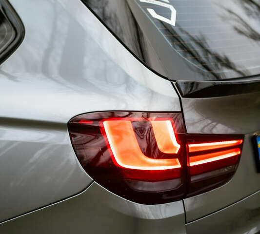 Серый БМВ Х5, объемом двигателя 2.99 л и пробегом 180 тыс. км за 37000 $, фото 8 на Automoto.ua