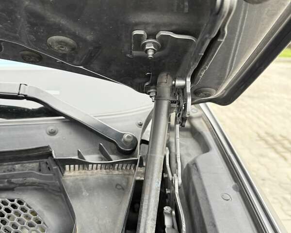 Серый БМВ Х5, объемом двигателя 2.98 л и пробегом 144 тыс. км за 23500 $, фото 41 на Automoto.ua