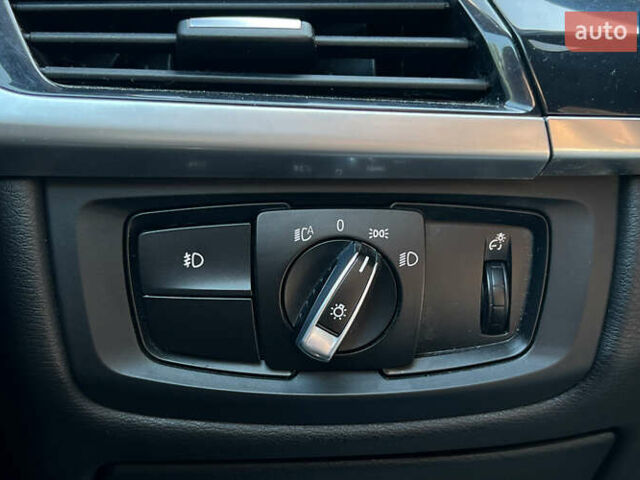 Сірий БМВ Х5, об'ємом двигуна 2.99 л та пробігом 140 тис. км за 26690 $, фото 26 на Automoto.ua