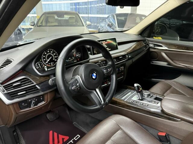 Сірий БМВ Х5, об'ємом двигуна 3 л та пробігом 212 тис. км за 21000 $, фото 17 на Automoto.ua