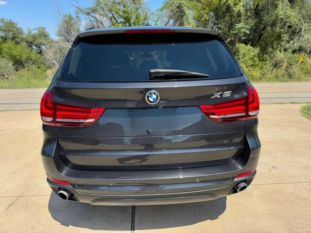 Сірий БМВ Х5, об'ємом двигуна 3 л та пробігом 76 тис. км за 9000 $, фото 5 на Automoto.ua