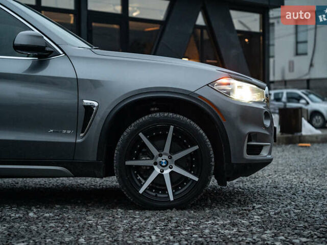 Сірий БМВ Х5, об'ємом двигуна 2.98 л та пробігом 208 тис. км за 21900 $, фото 15 на Automoto.ua