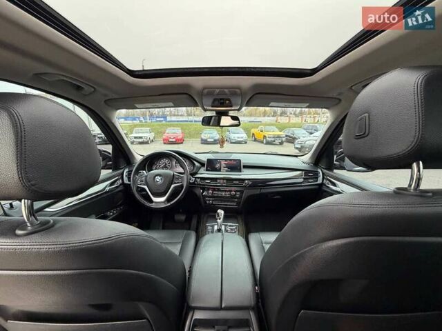 Серый БМВ Х5, объемом двигателя 2.98 л и пробегом 148 тыс. км за 25000 $, фото 41 на Automoto.ua
