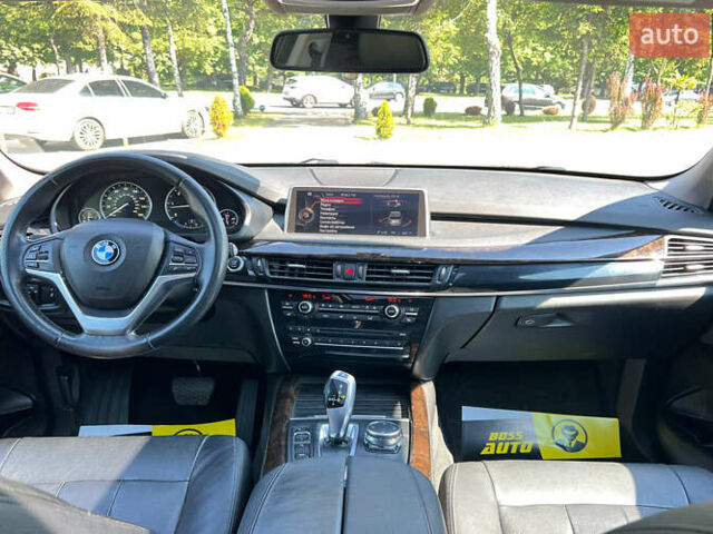 Сірий БМВ Х5, об'ємом двигуна 2.99 л та пробігом 140 тис. км за 26690 $, фото 13 на Automoto.ua