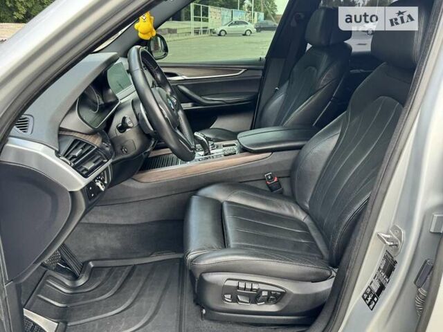 Сірий БМВ Х5, об'ємом двигуна 2 л та пробігом 179 тис. км за 28500 $, фото 43 на Automoto.ua