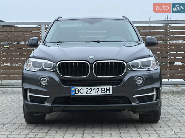 Серый БМВ Х5, объемом двигателя 3 л и пробегом 198 тыс. км за 25999 $, фото 39 на Automoto.ua