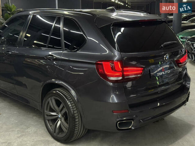 Серый БМВ Х5, объемом двигателя 2.98 л и пробегом 212 тыс. км за 22900 $, фото 11 на Automoto.ua