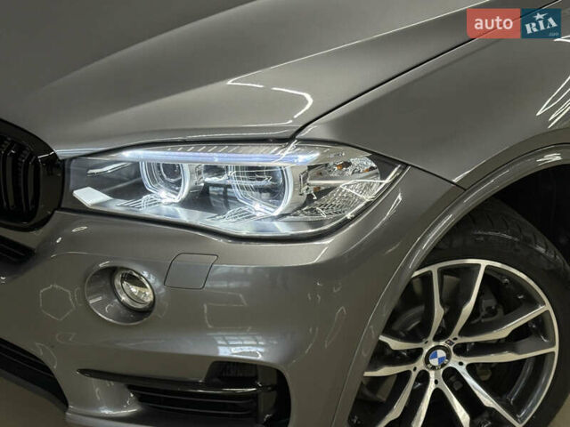 Серый БМВ Х5, объемом двигателя 2 л и пробегом 109 тыс. км за 29799 $, фото 2 на Automoto.ua