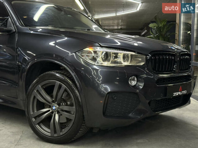 Серый БМВ Х5, объемом двигателя 2.98 л и пробегом 212 тыс. км за 22900 $, фото 2 на Automoto.ua
