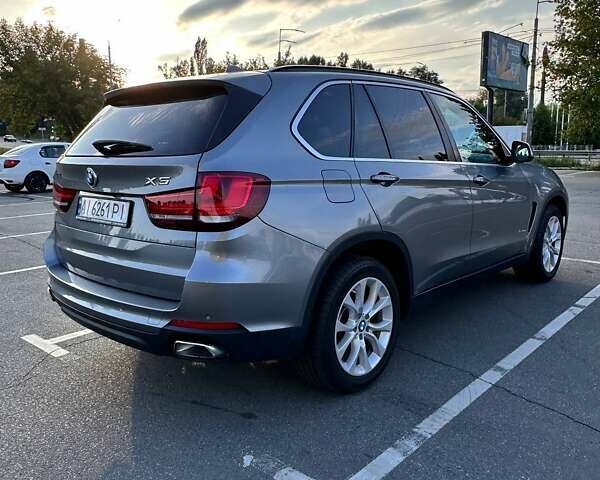Серый БМВ Х5, объемом двигателя 2 л и пробегом 98 тыс. км за 24500 $, фото 4 на Automoto.ua