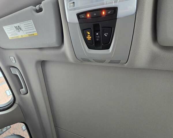 Сірий БМВ Х5, об'ємом двигуна 2.99 л та пробігом 214 тис. км за 25750 $, фото 11 на Automoto.ua