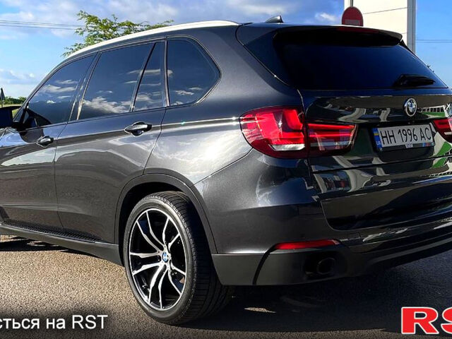 Сірий БМВ Х5, об'ємом двигуна 3 л та пробігом 242 тис. км за 23000 $, фото 5 на Automoto.ua