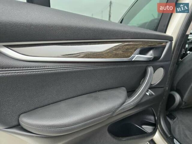 Сірий БМВ Х5, об'ємом двигуна 2.99 л та пробігом 214 тис. км за 25750 $, фото 29 на Automoto.ua