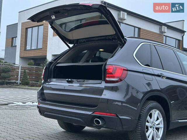 Серый БМВ Х5, объемом двигателя 3 л и пробегом 198 тыс. км за 25999 $, фото 48 на Automoto.ua