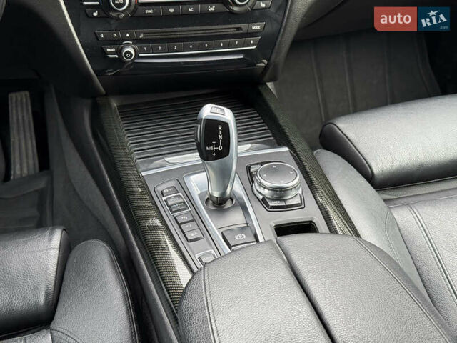 Сірий БМВ Х5, об'ємом двигуна 2 л та пробігом 218 тис. км за 25000 $, фото 12 на Automoto.ua