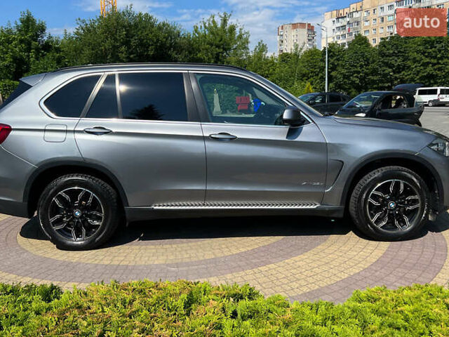 Сірий БМВ Х5, об'ємом двигуна 2.99 л та пробігом 140 тис. км за 26690 $, фото 7 на Automoto.ua